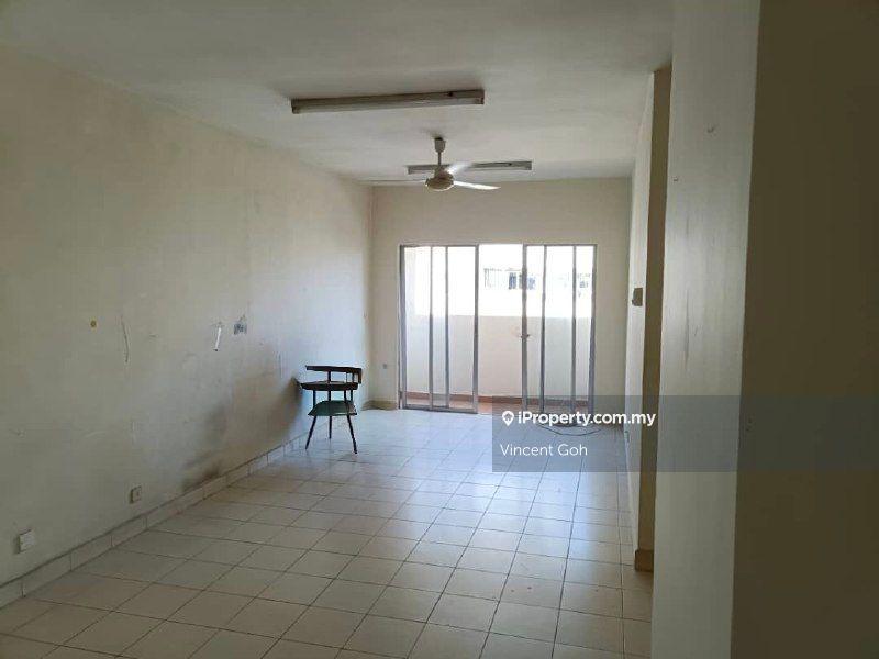 For Sale - Serdang Villa Apartment
