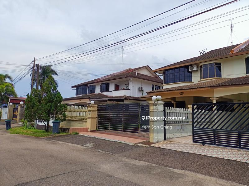 Rumah Berkembar untuk Dijual di Taman Titiwangsa, Kluang oleh Yem Soh Ching - iProperty.com.my