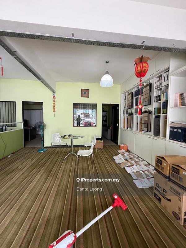 For Rent - Suria Court