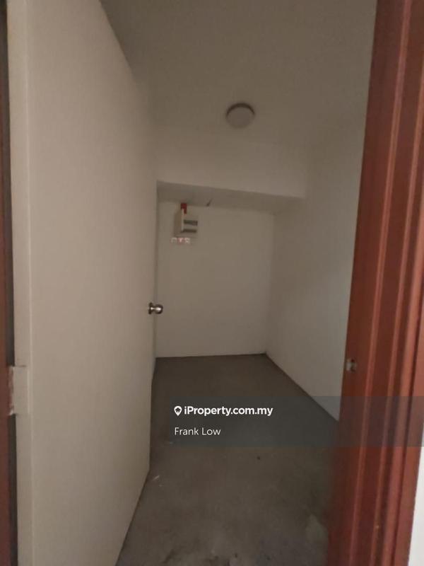 For Sale - A'famosa D'Savoy