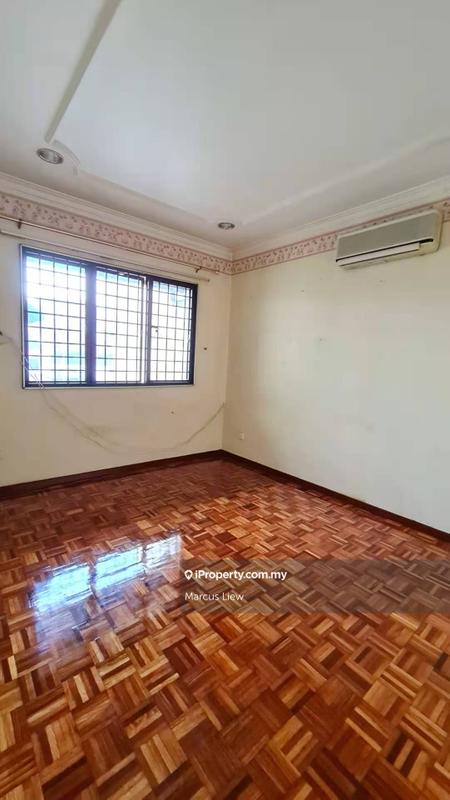 Rumah Berkembar untuk Dijual di Old Klang Road Mid Valley Taman Desa, Taman Desa oleh Marcus Liew - iProperty.com.my