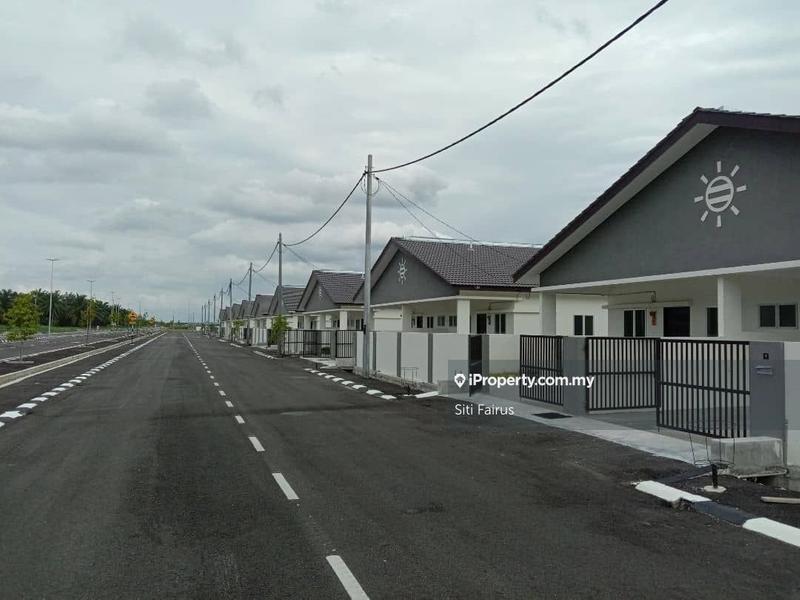 Rumah Berkembar untuk Dijual di Lagenda Teluk Intan, Teluk Intan oleh Siti Fairus - iProperty.com.my