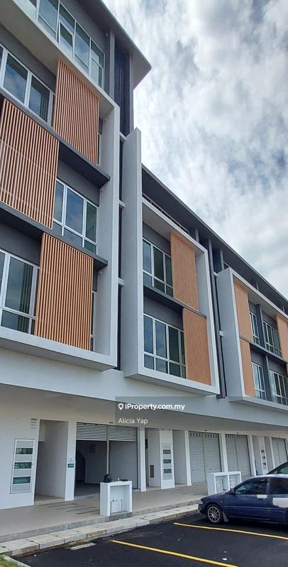 Kedai untuk Disewa di Bandar Tasik Puteri, Rawang oleh Alicia Yap - iProperty.com.my
