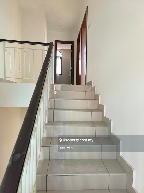 Rumah Berangkai 3 Tingkat untuk Dijual di DiamondCityEndLot,Semenyih Country Garden,Selangor, Semenyih oleh Sam Ang - iProperty.com.my