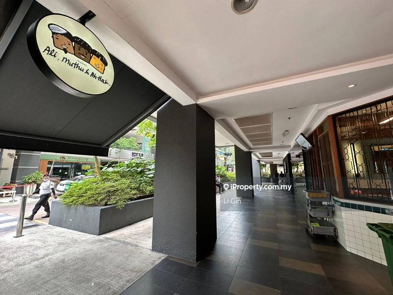 For Sale - Solaris Dutamas, Publika