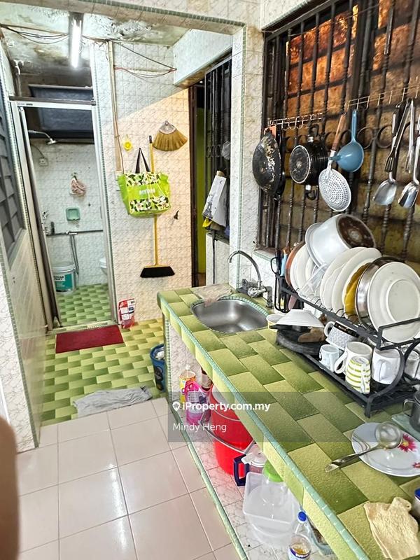 Rumah Flat untuk Dijual di Flat Taman Ungku Tun Aminah oleh Mindy Heng - iProperty.com.my
