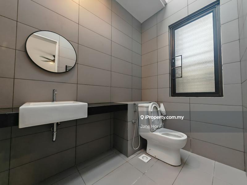 Townhouse for Sale in 16 Sierra, Puchong by Jane Hor - iProperty.com.my