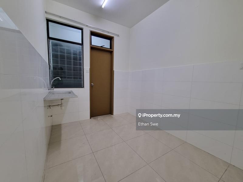 Kediaman Servis untuk Dijual di Putra One Residence oleh Ethan Swe - iProperty.com.my