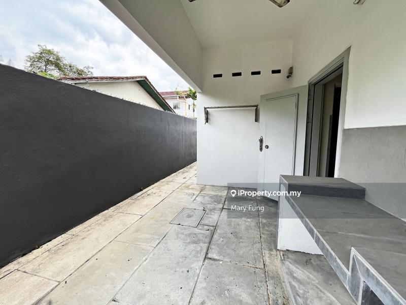 Bungalow House for Sale in Seksyen 4, Petaling Jaya by Mary Fung - iProperty.com.my