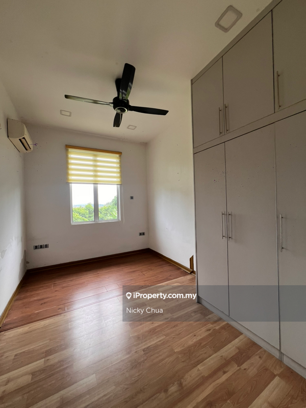 Banglo untuk Dijual di Nuri Indah 3 Storey Biggest Bungalow （Rasah Jaya）, Seremban oleh Nicky Chua - iProperty.com.my