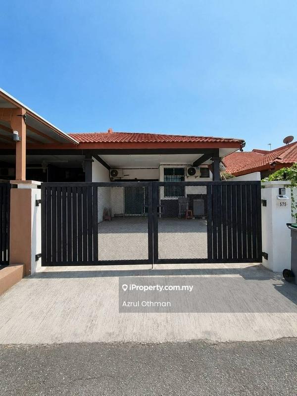 1-storey Terraced House untuk Dijual di Taman Intan Duyung, Port Dickson oleh Azrul Othman - Exterior - iProperty.com.my