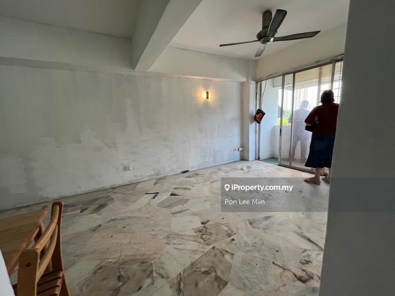 Apartment for Sale in Pangsapuri Seri Gembira by Pon Lee Miin - iProperty.com.my