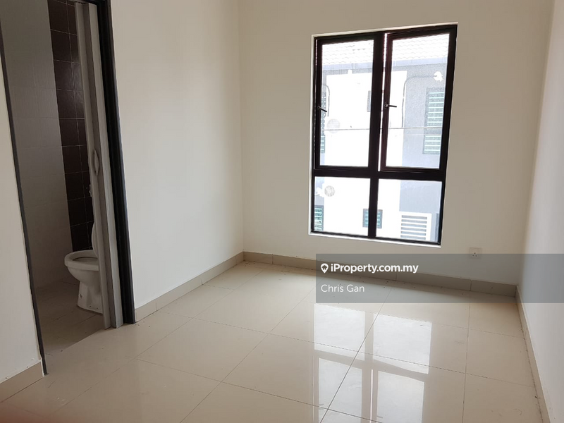 Rumah Teres 2-Tingkat untuk Dijual di Indera Mahkota 2, Kuantan oleh Chris Gan - iProperty.com.my