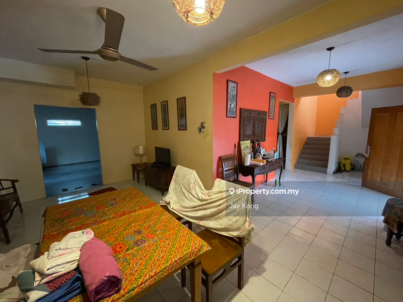 Semi-Detached House for Sale in Bandar Putra Permai, Seri Kembangan by Jay Kong - iProperty.com.my