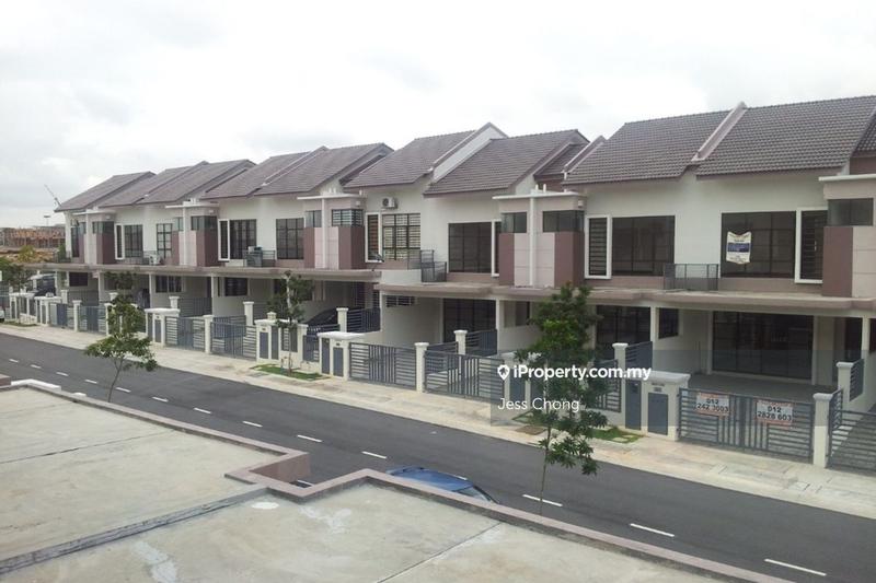 Rumah Teres 2-Tingkat untuk Dijual di 16 Sierra, Puchong oleh Jess Chong - iProperty.com.my
