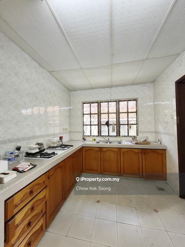 Rumah Teres 2-Tingkat untuk Dijual di Seksyen 9, Shah Alam oleh Chow Kok Toong - iProperty.com.my