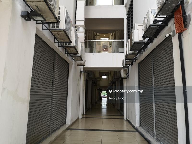 Kedai-Pejabat untuk Dijual di Happy Garden, Kuchai Lama oleh Ricky Poon - iProperty.com.my