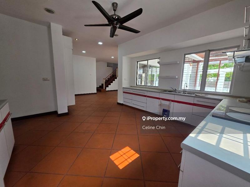 Rumah Teres 2-Tingkat untuk Dijual di Ara Damansara, Ara Damansara oleh Celine Chin - iProperty.com.my