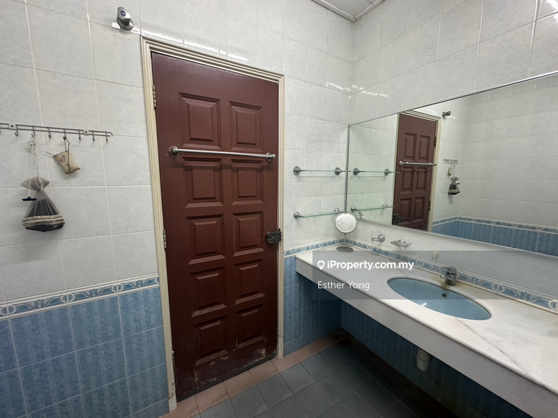 Rumah Berkembar untuk Dijual di Taman Danau Desa, Taman Desa oleh Esther Yong - iProperty.com.my