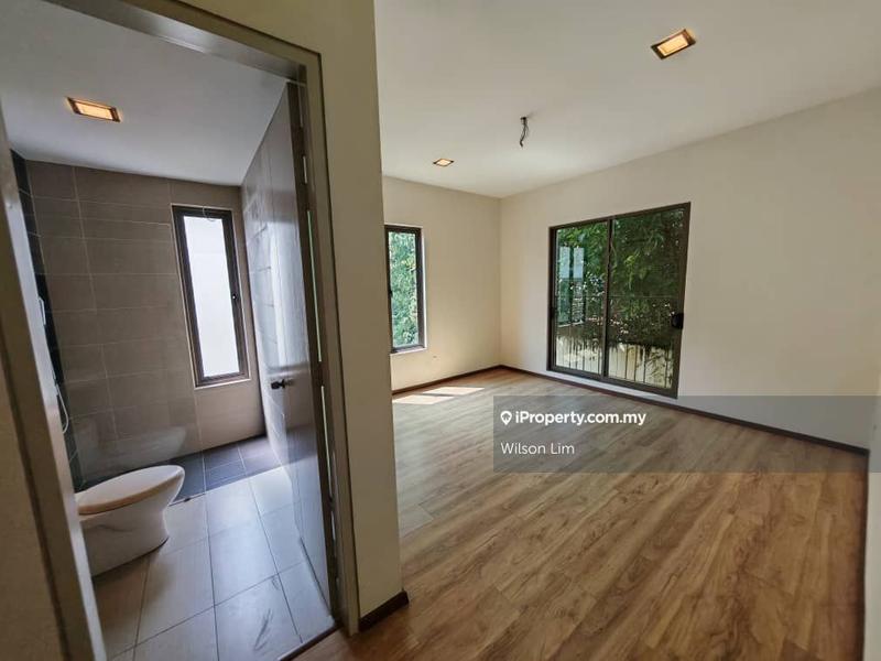 Rumah Berkembar untuk Dijual di Taman Bukit Kuchai, Bandar Kinrara oleh Wilson Lim - iProperty.com.my