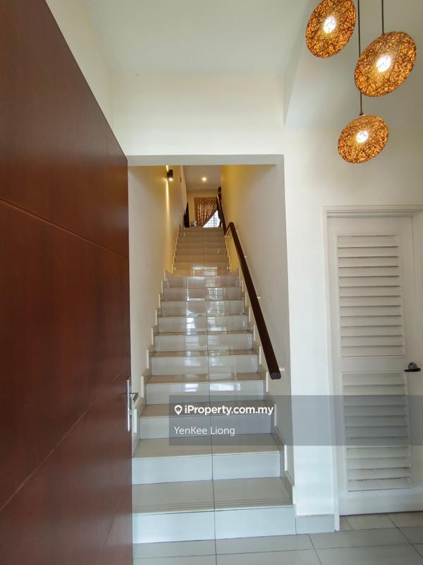 Townhouse for Sale in 16 Sierra, Puchong by YenKee Liong - iProperty.com.my