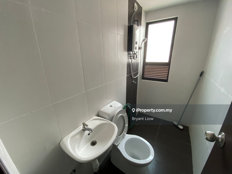Service Residence for Rent in The Heights Residence by Bryant Liow - iProperty.com.my