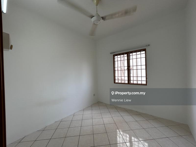 Apartment for Sale in Bayu Puteri by Wennie Liew - iProperty.com.my