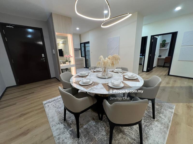 For Sale - Sapphire On The Park