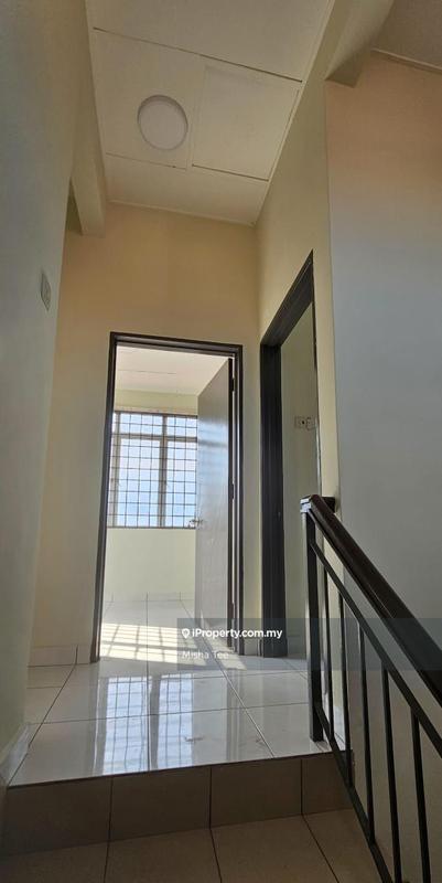 Rumah Teres 2.5-Tingkat untuk Dijual di Taman Tasik Prima, Puchong oleh Misha Tee - iProperty.com.my