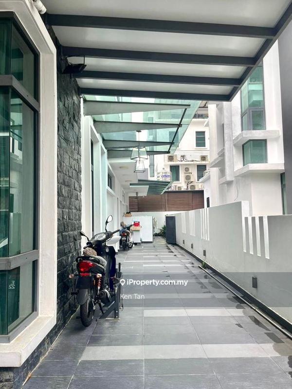 Bungalow House for Sale in Casabella, Kota Damansara, Kota Damansara by Ken Tan - iProperty.com.my