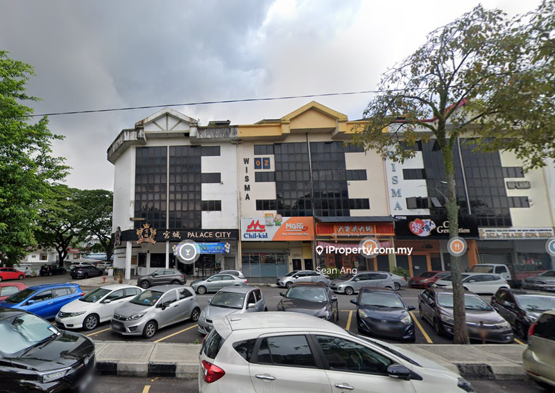 For Sale - CORNER, Huge Land, Kuchai Lama, Fully Tenanted, High ROI, Jalan Kuchai Maju