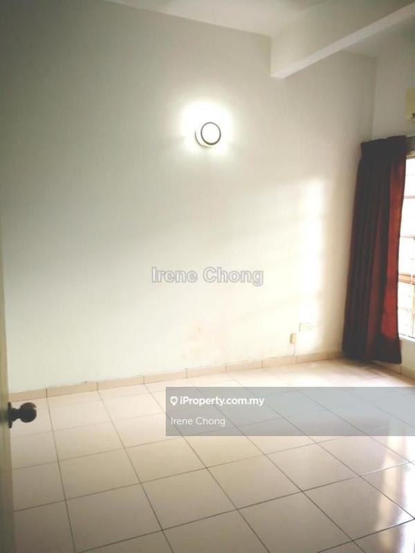 2.5-storey Terraced House for Sale in Damansara Jaya, Petaling Jaya by Irene Chong - iProperty.com.my
