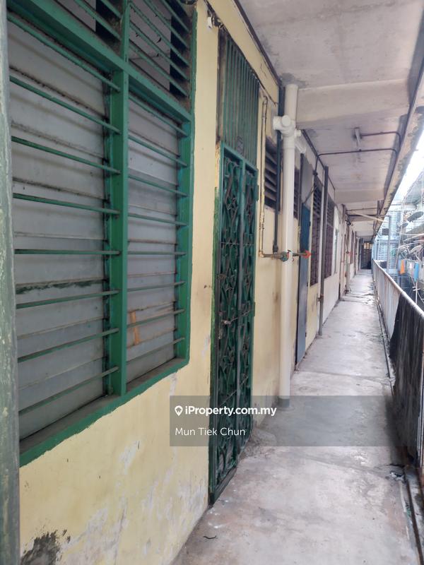 For Sale - Mak Mandin