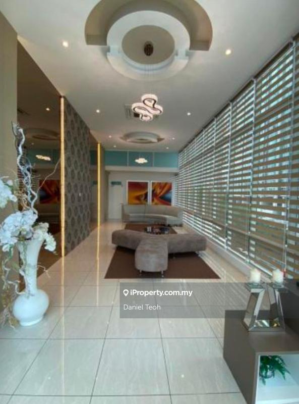 For Sale - Skyridge Garden