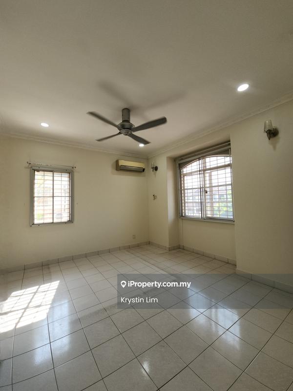 Rumah Teres 2-Tingkat untuk Dijual di Kota Kemuning, Shah Alam oleh Krystin Lim - Master Room - iProperty.com.my