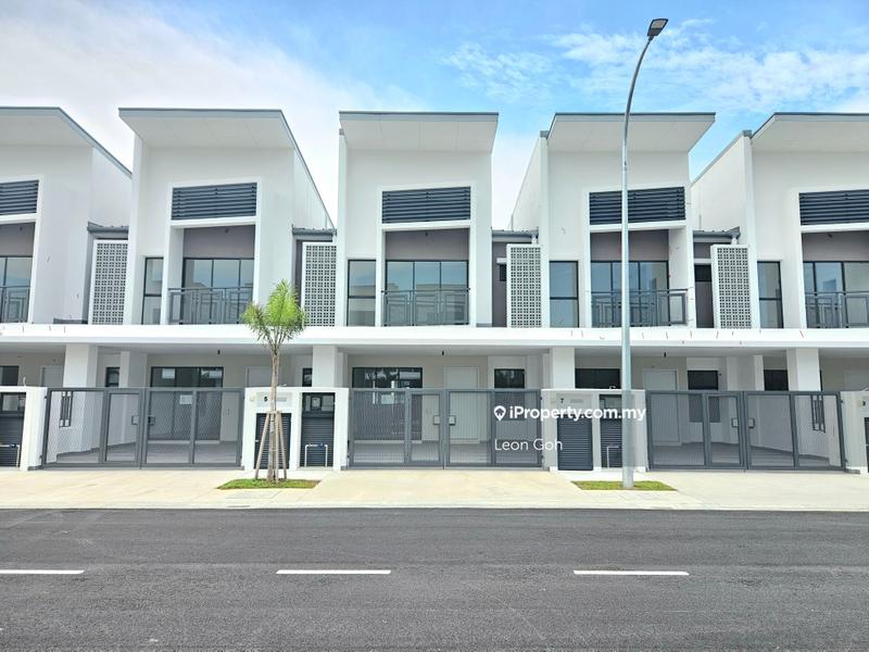 Terraced House untuk Disewa di Bandar Rimbayu, Telok Panglima Garang oleh Leon Goh - iProperty.com.my