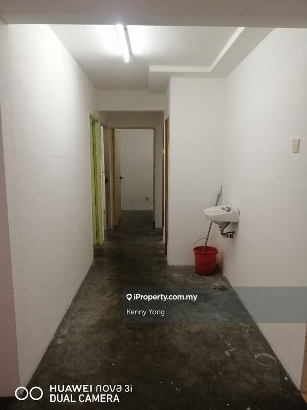 Apartment for Sale in Damansara Bistari by Kenny Yong - iProperty.com.my