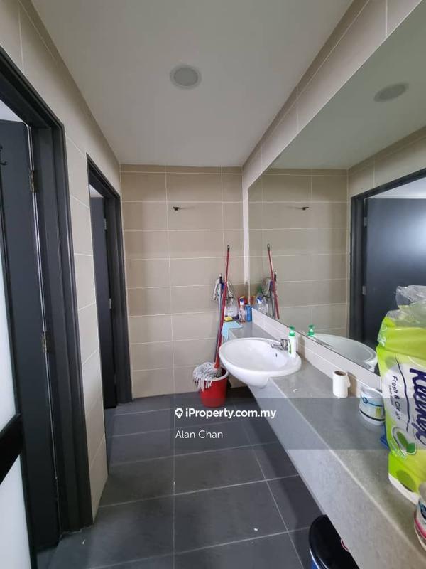 Shop / Office untuk Dijual di Zentro Sierra 10 @ Bandar 16 Sierra Puchong, Puchong oleh Alan Chan - iProperty.com.my
