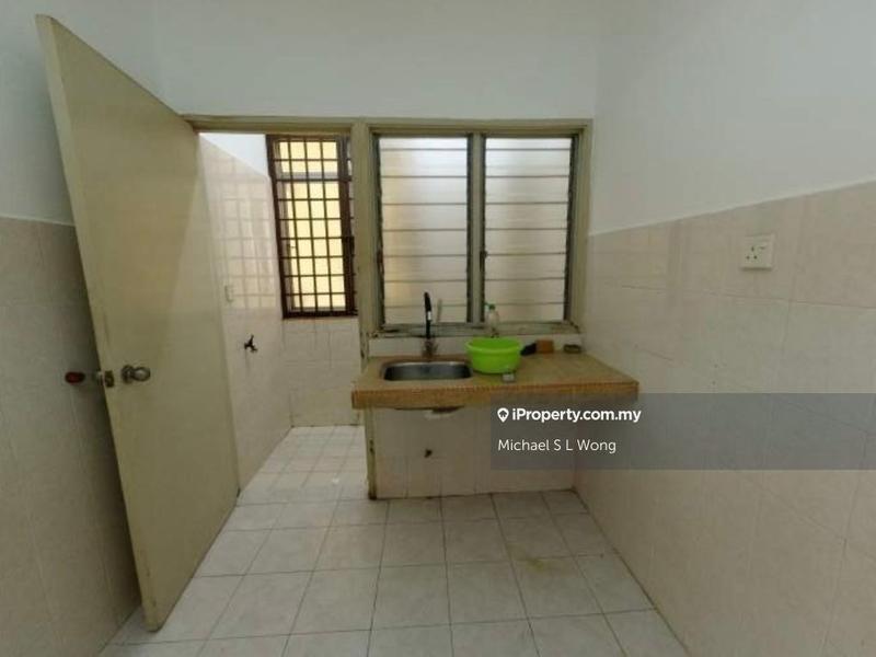 Kondominium untuk Dijual di Platinum Hill PV 5 oleh Michael S L Wong - iProperty.com.my