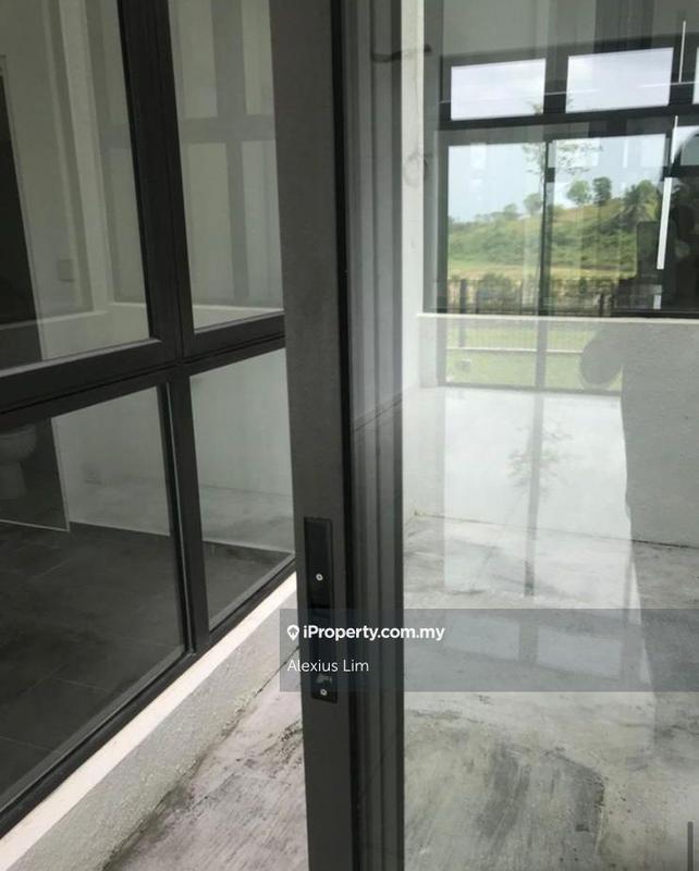 Kediaman Servis untuk Dijual di Emerald Residence oleh Alexius Lim - iProperty.com.my