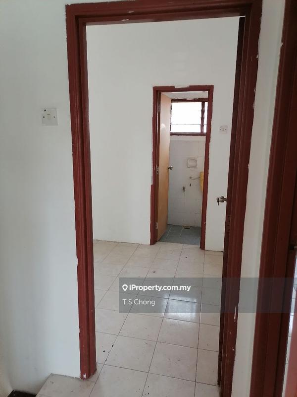 2-storey Terraced House for Sale in Bandar Saujana Putra, Tanjong Duabelas by T S Chong - iProperty.com.my