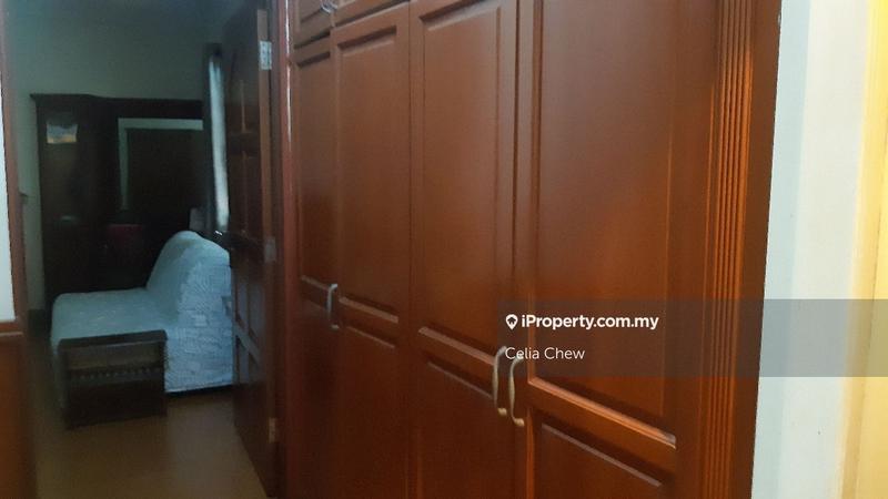 Bungalow House for Sale in Seksyen 16, Petaling Jaya by Celia Chew - iProperty.com.my
