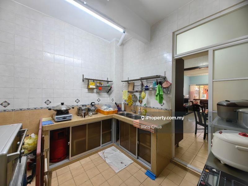 Townhouse for Sale in Taman Lagenda Mas, Cheras by Meis Chua - iProperty.com.my