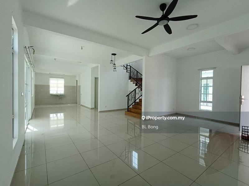 Bungalow House for Sale in Taman Anjung Gapam, Bemban by BL Bong - iProperty.com.my