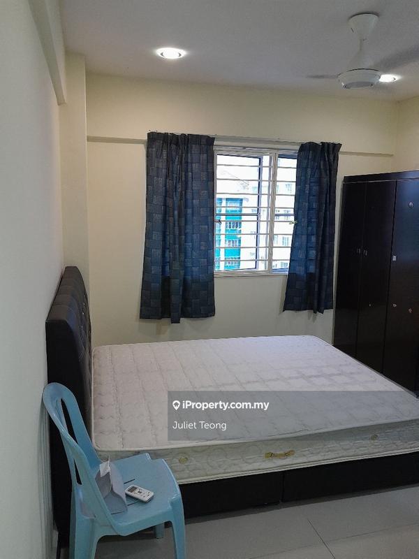 For Rent - Danau Idaman