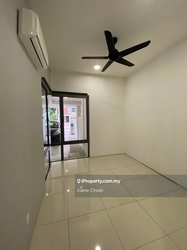 Rumah Bandar untuk Dijual di Sutera Damansara, Damansara Damai oleh Elaine Cheah - iProperty.com.my