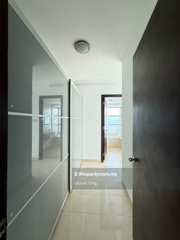 For Sale - Riana Green East