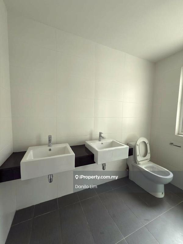 3-storey Terraced House for Sale in Batu 9, Cheras by Danilo Lim - Bathroom - iProperty.com.my