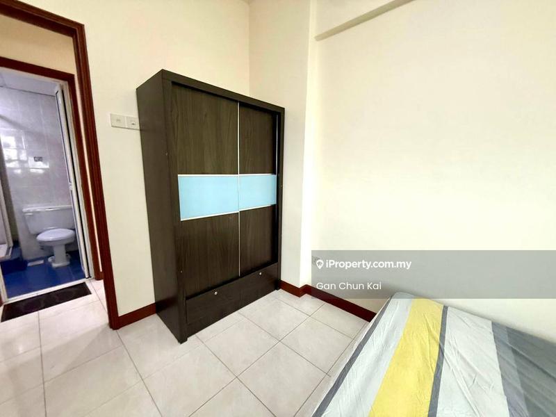 Condominium for Rent in Gold Coast Resort Condominium by Gan Chun Kai - iProperty.com.my