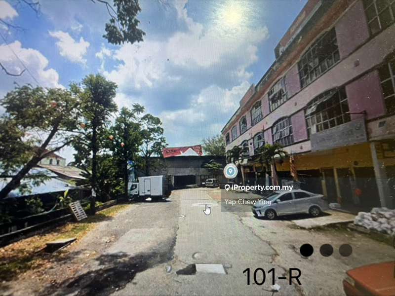 For Sale - CORNER 3 Storey Shoplot Batu Belah Klang 3,900sqft - Hot Sale!!